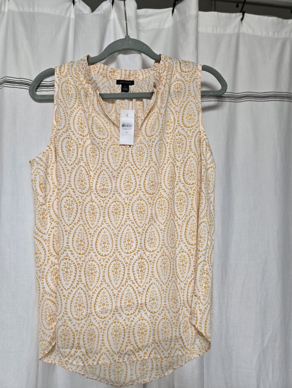 Ann Taylor Sleeveless Blouse